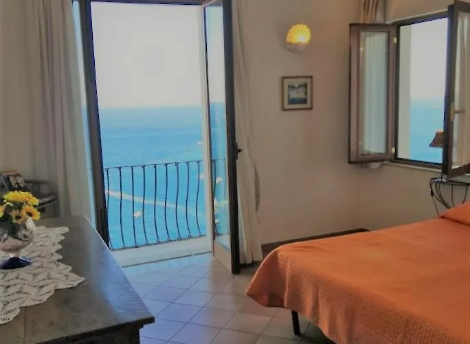 Sorrento Holidays - Casa Marcella Appartement Positano
