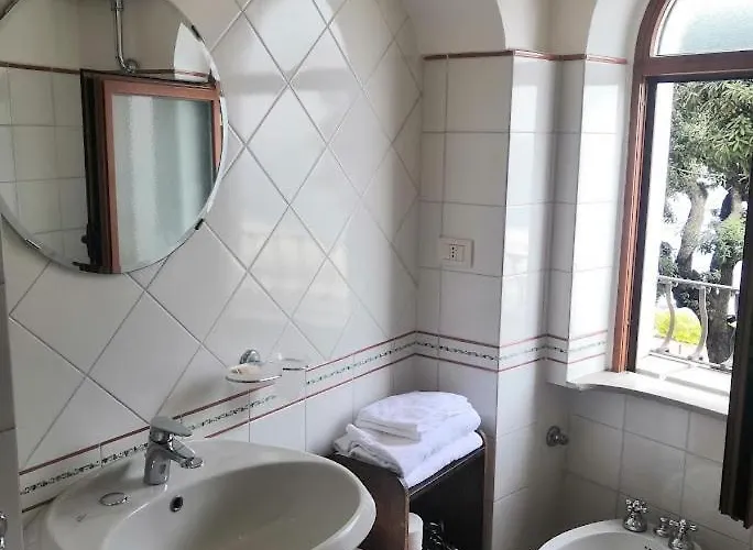 Sorrento Holidays - Casa Marcella * Positano