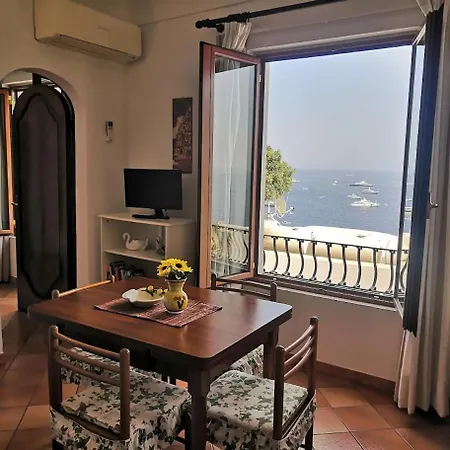 Sorrento Holidays - Casa Marcella *