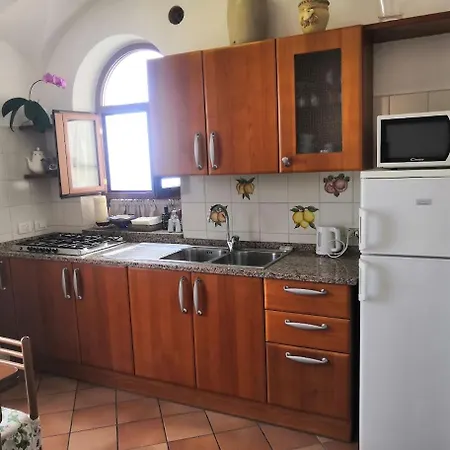 Apartment Sorrento Holidays - Casa Marcella Positano