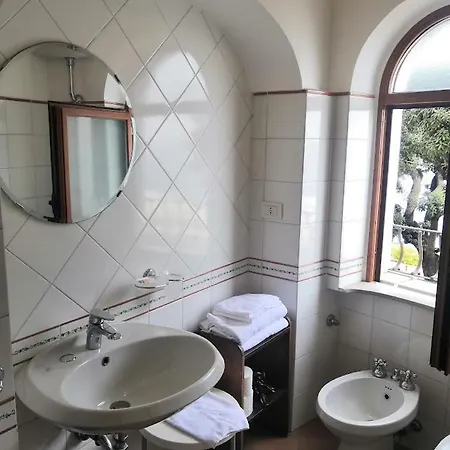 Sorrento Holidays - Casa Marcella * Positano