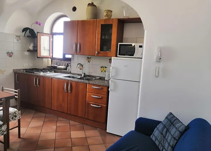 Sorrento Holidays - Casa Marcella Positano